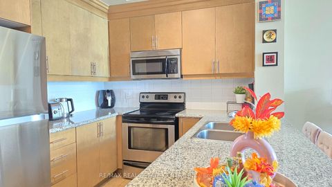 Photo 20 at PH207 - 18 Harding Boulevard, Harding, Richmond Hill