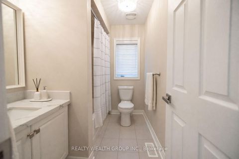 Photo 17 at 32 Rock Elm Court, Patterson, Vaughan