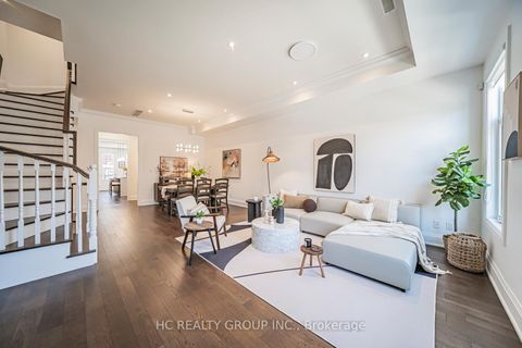 Photo 12 at 2462 Bayview Avenue, York Mills, Toronto