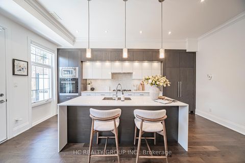 Photo 24 at 2462 Bayview Avenue, York Mills, Toronto