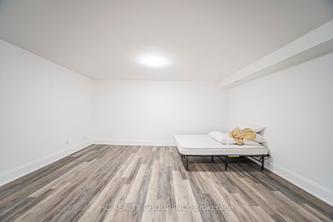 Photo 40 at 2462 Bayview Avenue, York Mills, Toronto