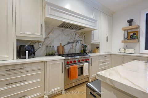 Photo 11 at 20 Arrowstook Road, Bayview Village, Toronto