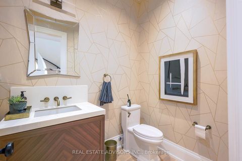 Photo 20 at 20 Arrowstook Road, Bayview Village, Toronto