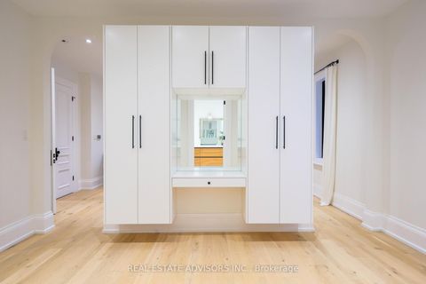 Photo 26 at 20 Arrowstook Road, Bayview Village, Toronto