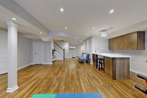 Photo 21 at 521 Mcgregor farm Trail, Glenway Estates, Newmarket