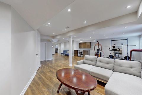 Photo 27 at 521 Mcgregor farm Trail, Glenway Estates, Newmarket