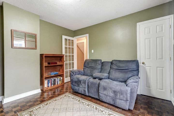 Photo 25 at 29 Trotters Lane, Brampton South, Brampton