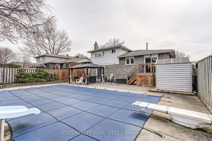 Photo 35 at 29 Trotters Lane, Brampton South, Brampton