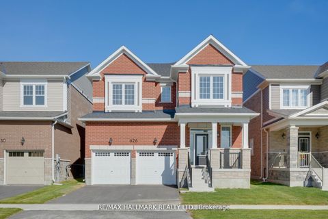 Photo 1 at 626 Newlove Street, Rural Innisfil, Innisfil