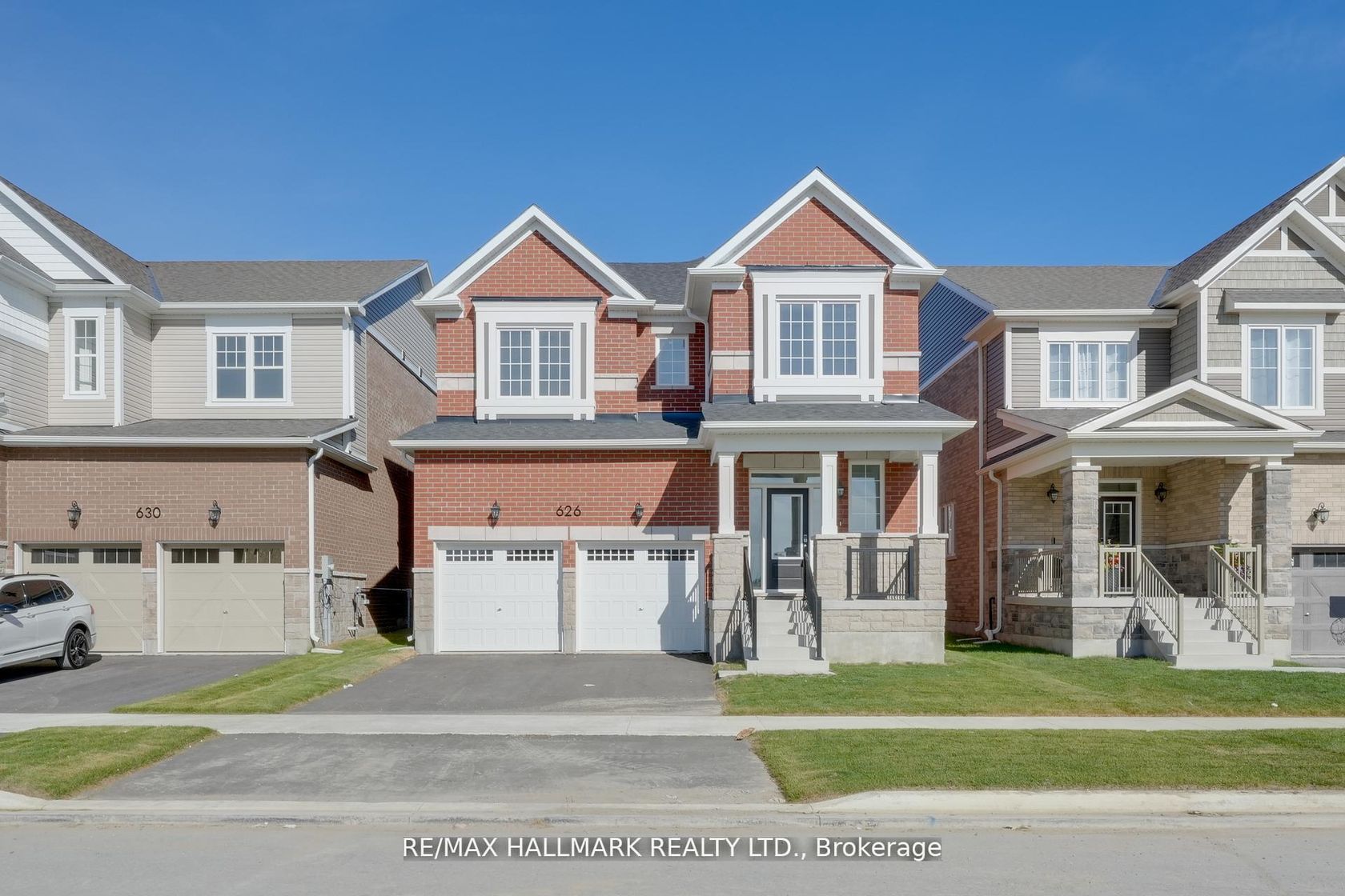 626 Newlove Street, Rural Innisfil, Innisfil photo number 2