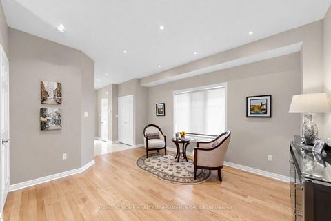 Photo 7 at 48 Idyllwood Avenue, Westbrook, Richmond Hill