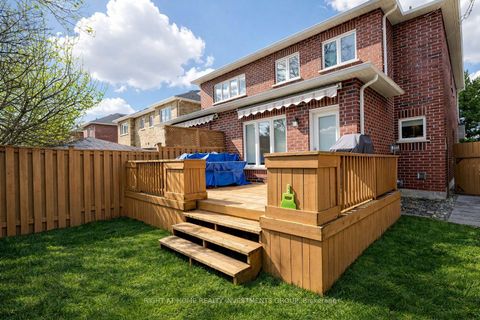 Photo 36 at 48 Idyllwood Avenue, Westbrook, Richmond Hill