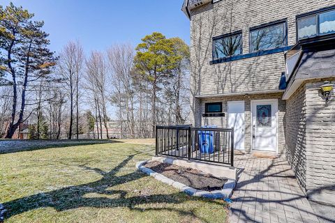 Photo 30 at 40 Henderson Drive, Aurora Highlands, Aurora