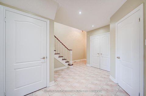 Photo 19 at 6 Lorridge Street, Oak Ridges Lake Wilcox, Richmond Hill