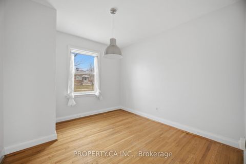 Photo 9 at 109 Pleasant Avenue, Newtonbrook West, Toronto