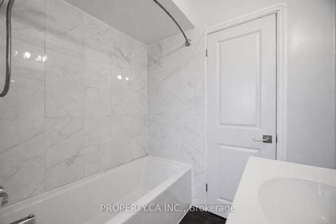 Photo 14 at 109 Pleasant Avenue, Newtonbrook West, Toronto