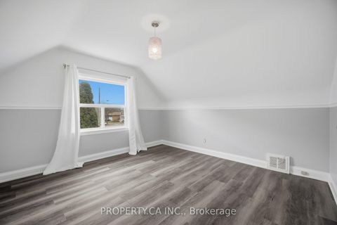 Photo 19 at 109 Pleasant Avenue, Newtonbrook West, Toronto
