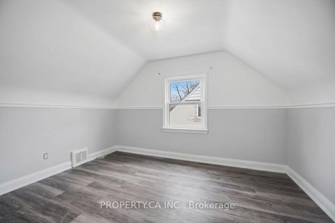Photo 20 at 109 Pleasant Avenue, Newtonbrook West, Toronto