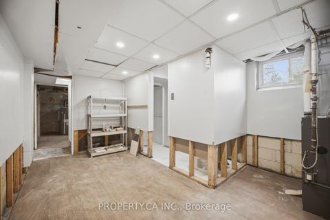 Photo 25 at 109 Pleasant Avenue, Newtonbrook West, Toronto