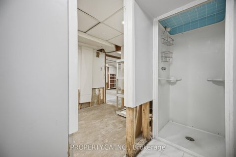 Photo 27 at 109 Pleasant Avenue, Newtonbrook West, Toronto