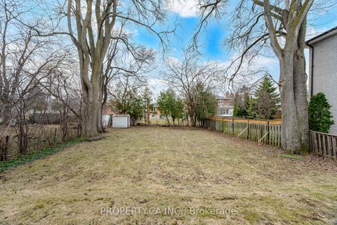 Photo 32 at 109 Pleasant Avenue, Newtonbrook West, Toronto