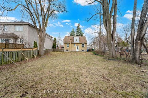 Photo 33 at 109 Pleasant Avenue, Newtonbrook West, Toronto