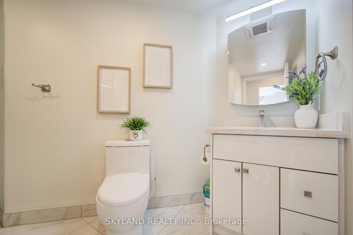 Photo 13 at 1511 - 8 Rean Drive, Bayview Village, Toronto
