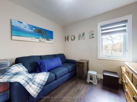 Photo 11 at 330 Kennedy Road, Cliffside, Toronto