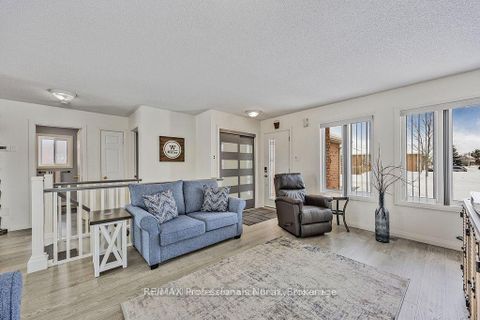 Photo 5 at 66 Coleman Drive, Edgehill Drive, Barrie