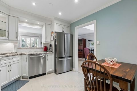 Photo 13 at 44 English Ivy Way, Steeles, Toronto