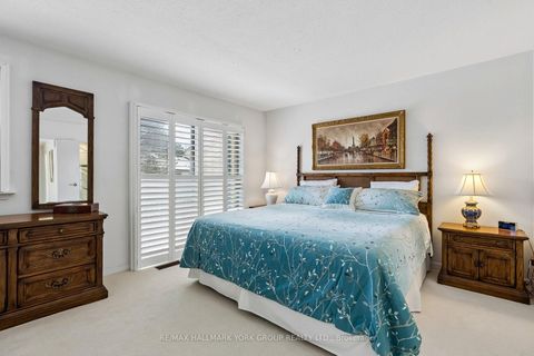 Photo 17 at 44 English Ivy Way, Steeles, Toronto