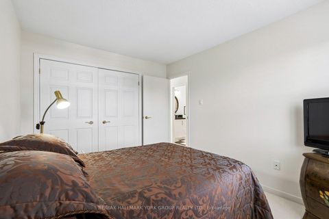 Photo 21 at 44 English Ivy Way, Steeles, Toronto