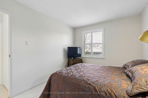 Photo 43 at 44 English Ivy Way, Steeles, Toronto