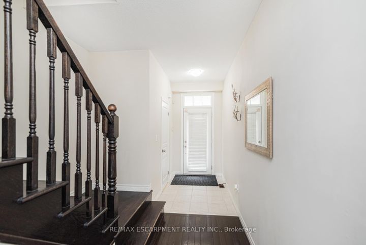 Photo 4 at 13 - 370 Stonehenge Drive, Meadowlands, Hamilton