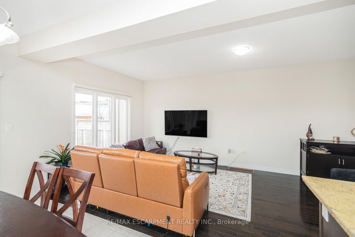 Photo 7 at 13 - 370 Stonehenge Drive, Meadowlands, Hamilton