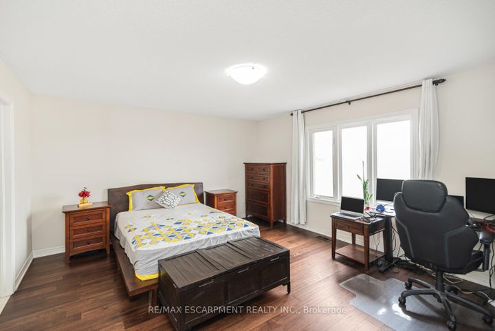 Photo 27 at 13 - 370 Stonehenge Drive, Meadowlands, Hamilton