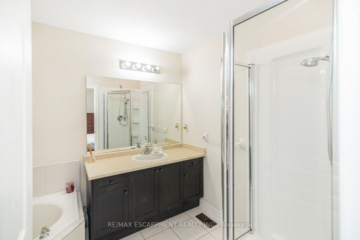 Photo 31 at 13 - 370 Stonehenge Drive, Meadowlands, Hamilton