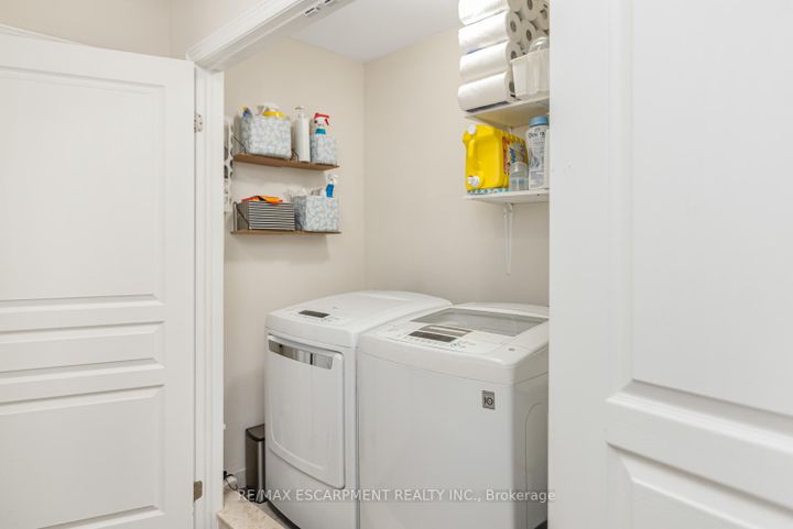 Photo 35 at 13 - 370 Stonehenge Drive, Meadowlands, Hamilton