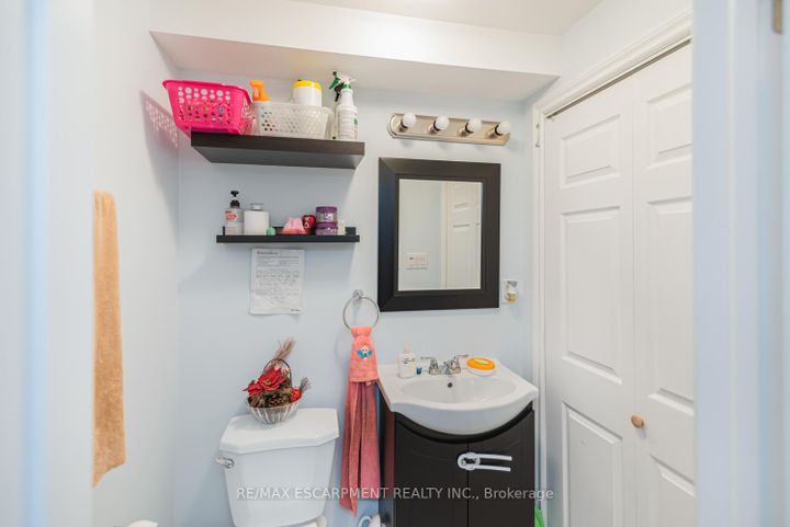 Photo 41 at 13 - 370 Stonehenge Drive, Meadowlands, Hamilton