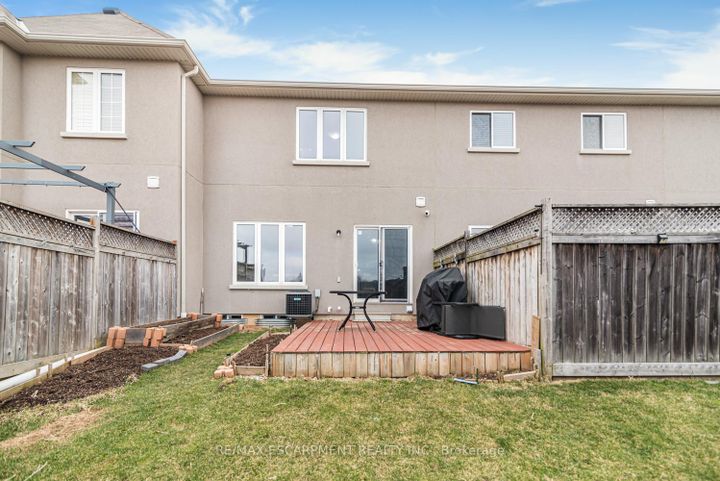 Photo 42 at 13 - 370 Stonehenge Drive, Meadowlands, Hamilton