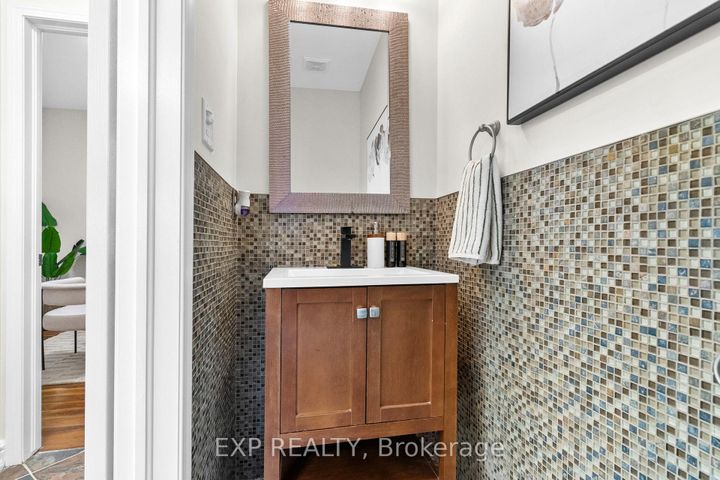 Photo 10 at 106 Arborglen Drive, Georgetown, Halton Hills