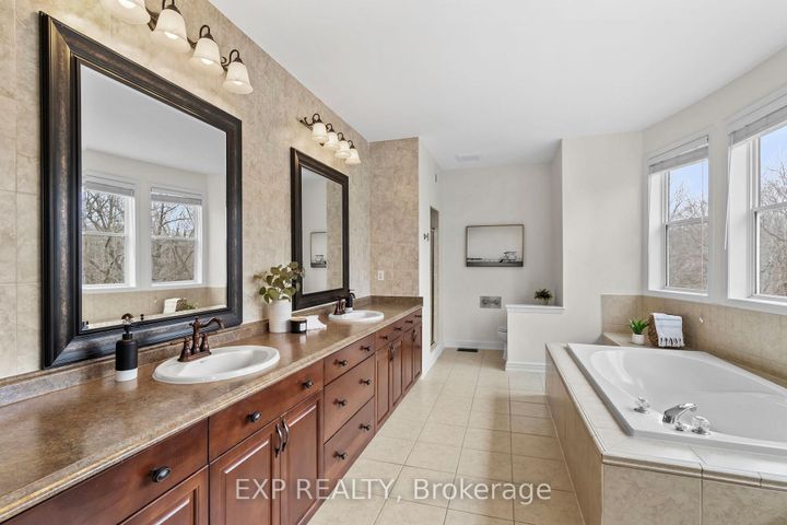 Photo 33 at 106 Arborglen Drive, Georgetown, Halton Hills