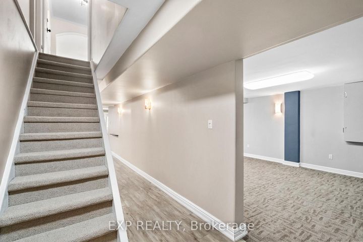 Photo 37 at 106 Arborglen Drive, Georgetown, Halton Hills