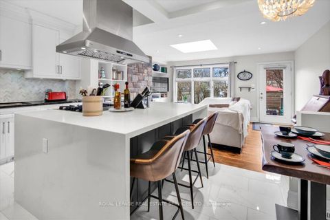 Photo 8 at 239 Heath Street E, Moore Park, Toronto