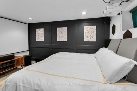 Photo 29 at 239 Heath Street E, Moore Park, Toronto