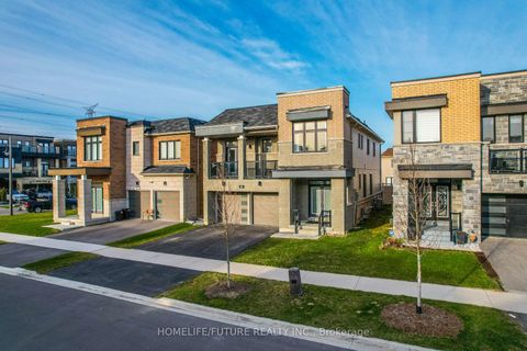 Photo 1 at 47 Clipper Lane, Bowmanville, Clarington