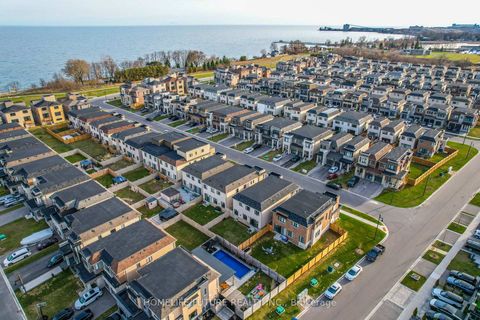 Photo 3 at 47 Clipper Lane, Bowmanville, Clarington