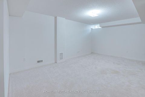 Photo 28 at 47 Clipper Lane, Bowmanville, Clarington