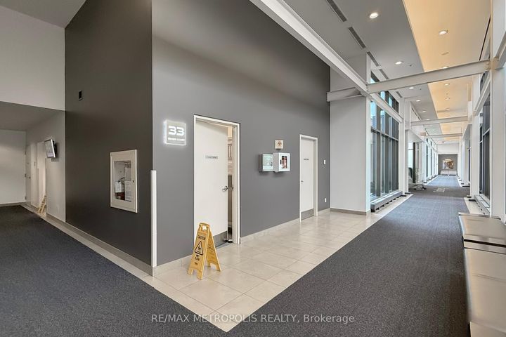 Photo 5 at 2710 - 33 Singer Court, Bayview Village, Toronto