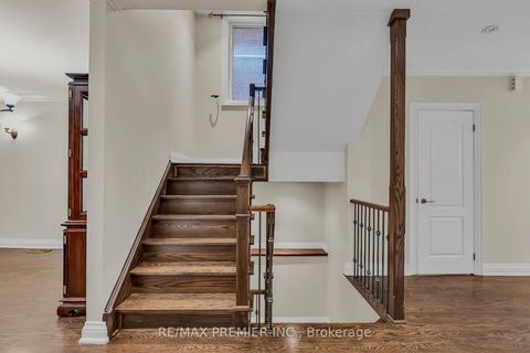 Photo 11 at 215 Grace Street, Little Italy, Toronto